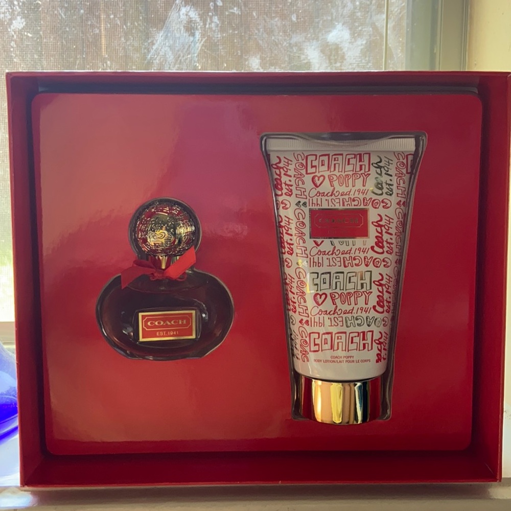 Coach Poppy fragrance Gift Set